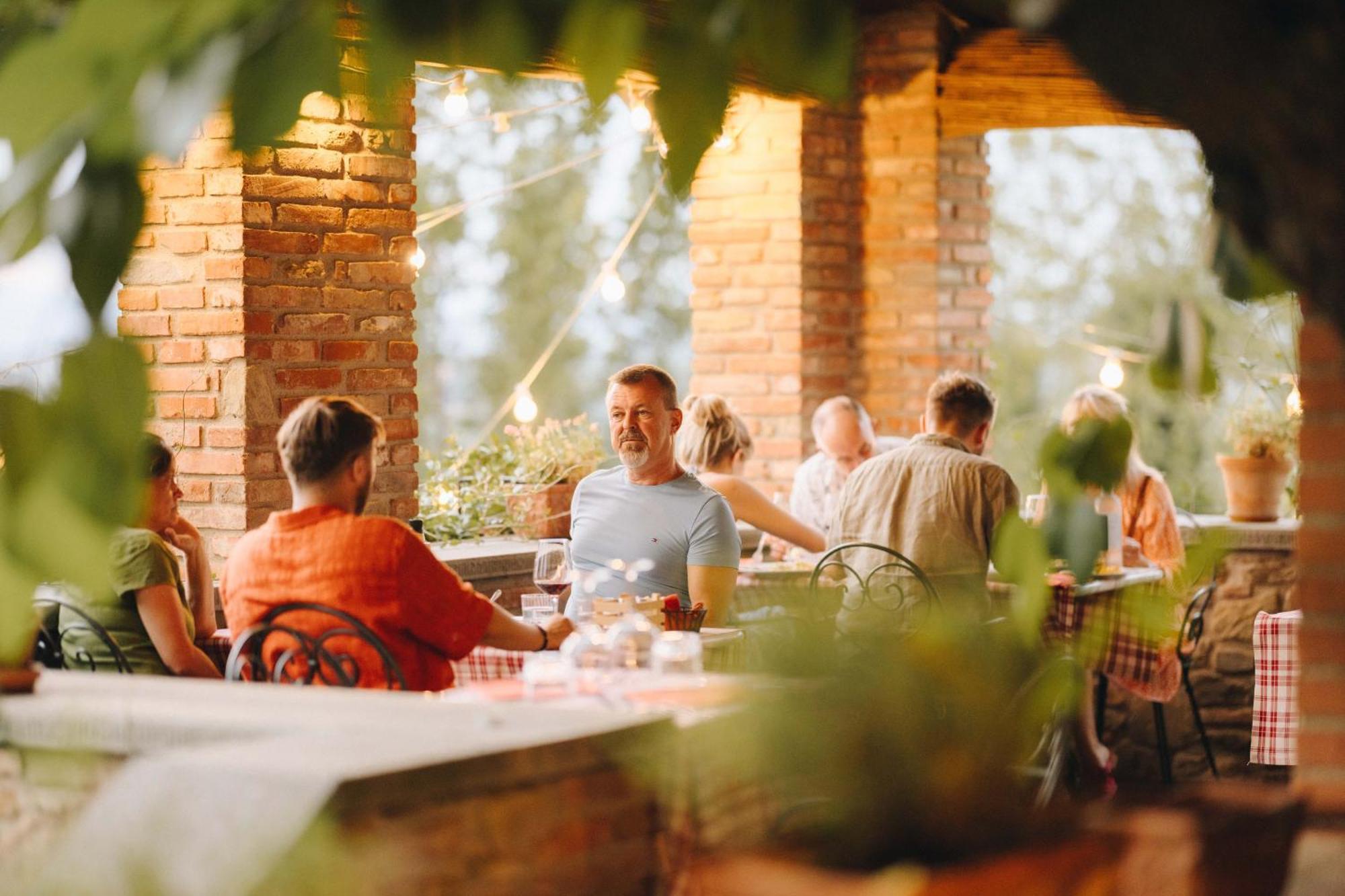 Il Palazzo - Agriturismo, Winery Ареццо Экстерьер фото